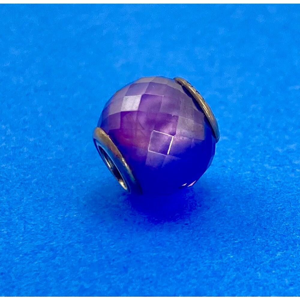Pandora petite Facets purple bead